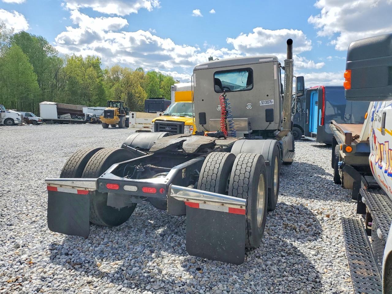 2024 PETERBILT 567