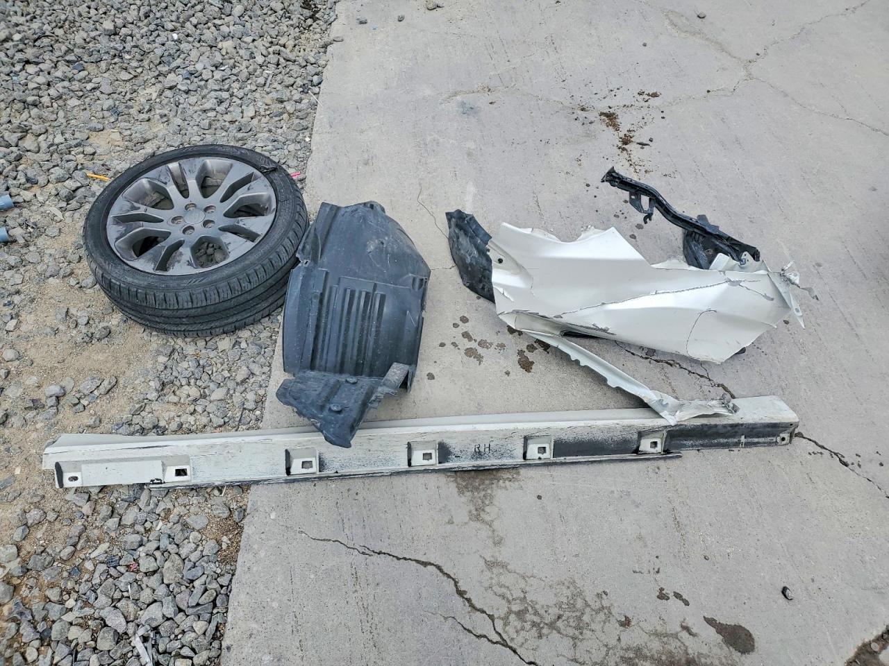 SUBARU IMPREZA 2014 — 13