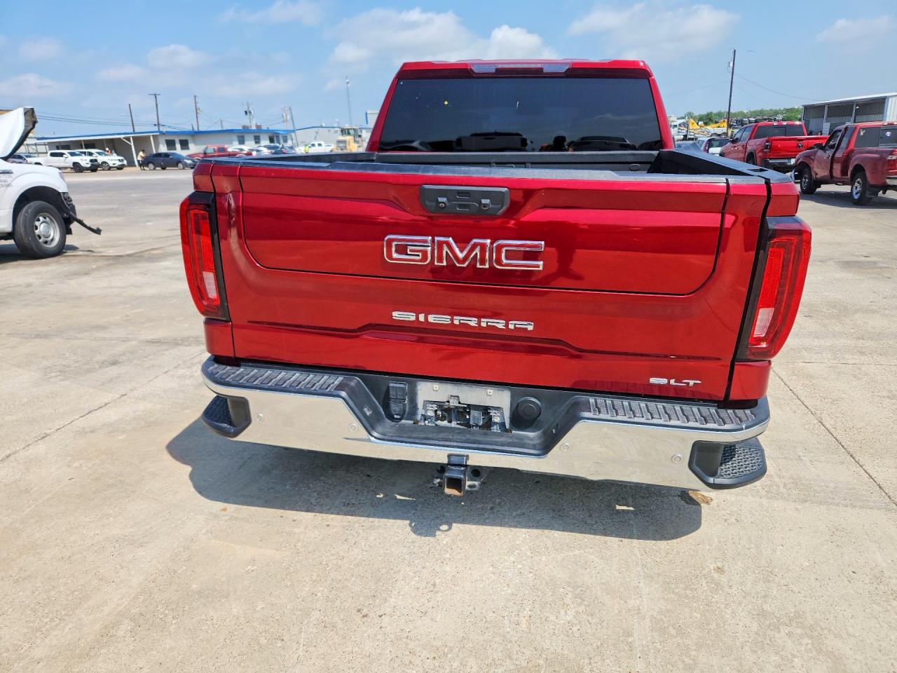 GMC SIERRA 2022 — 7