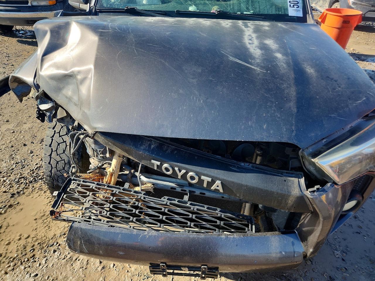 TOYOTA 4RUNNER 2015 — 12