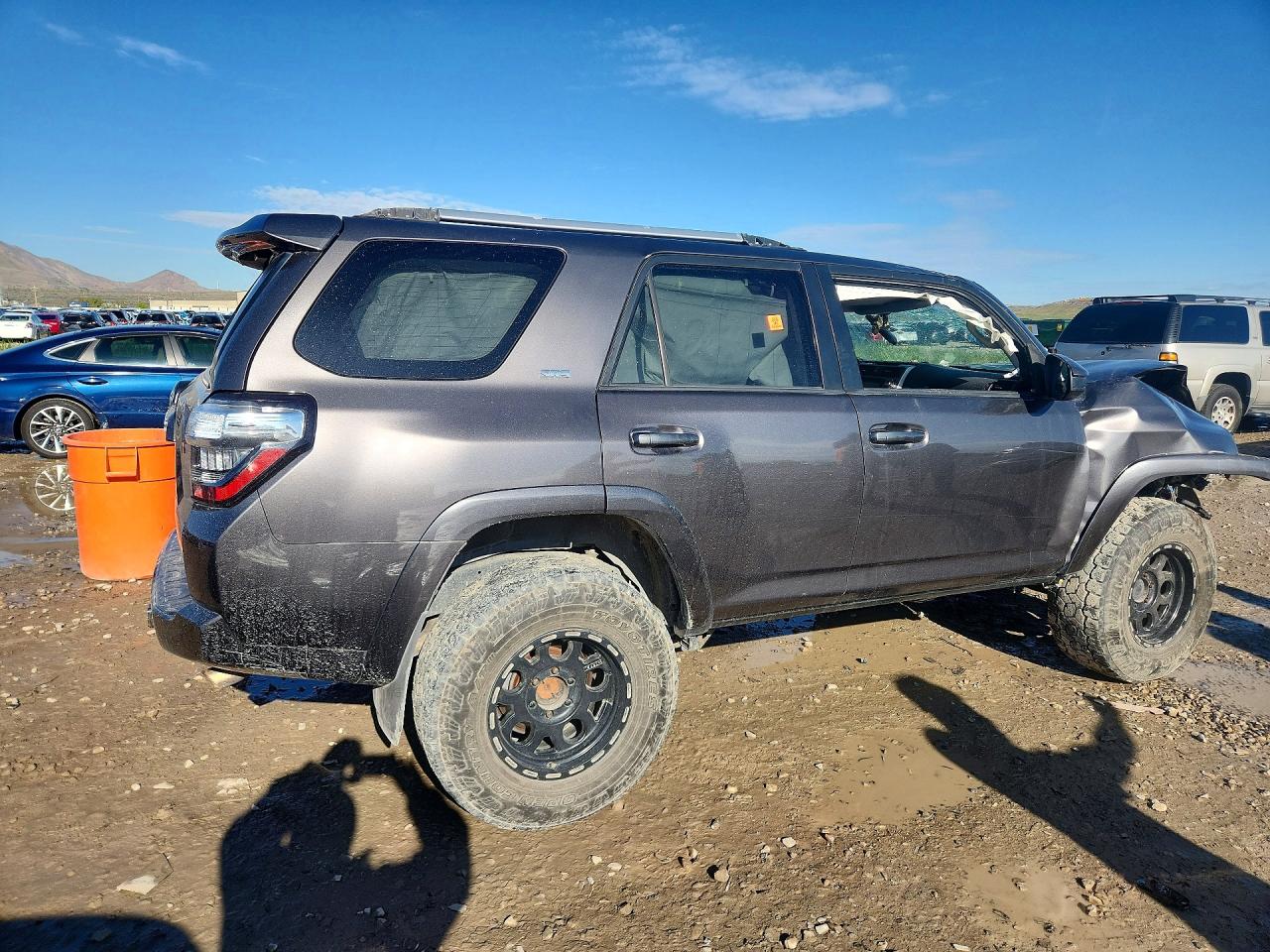 TOYOTA 4RUNNER 2015 — 4