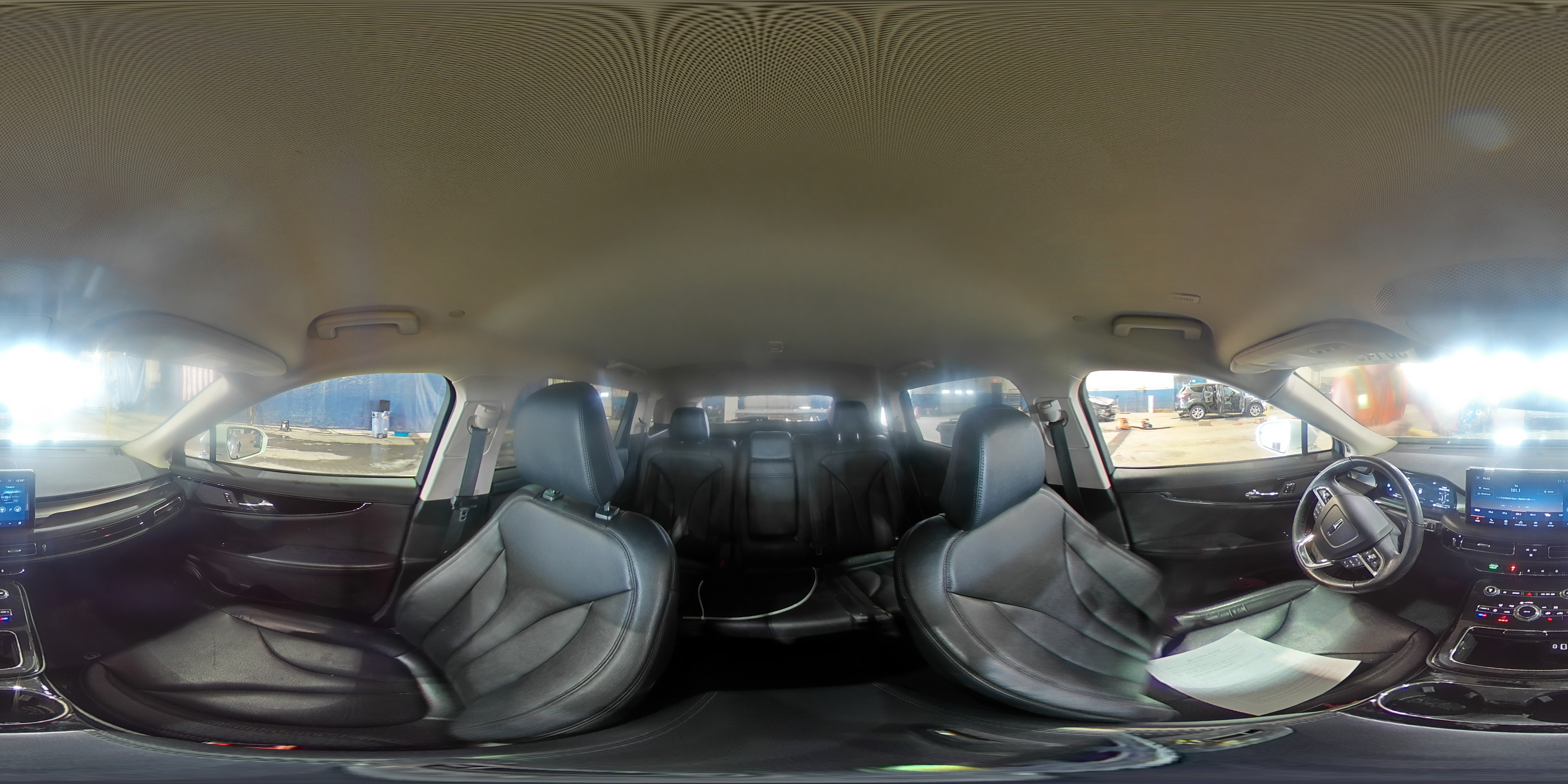 LINCOLN NAUTILUS 2023 — 15