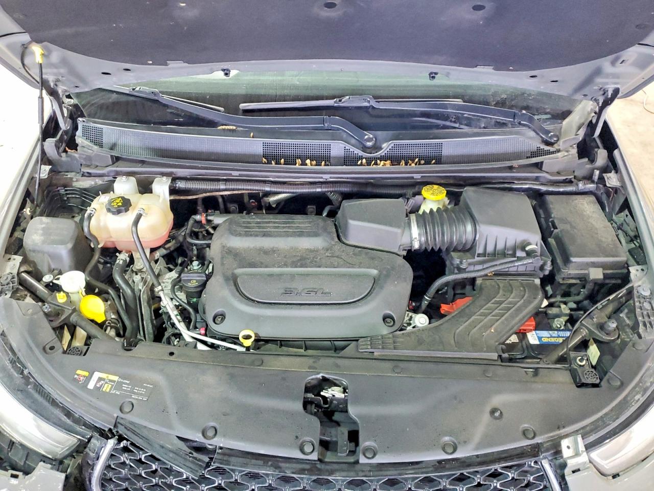 CHRYSLER PACIFICA 2022 — 13