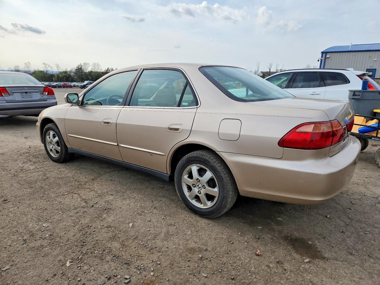 HONDA ACCORD 2000 — 3