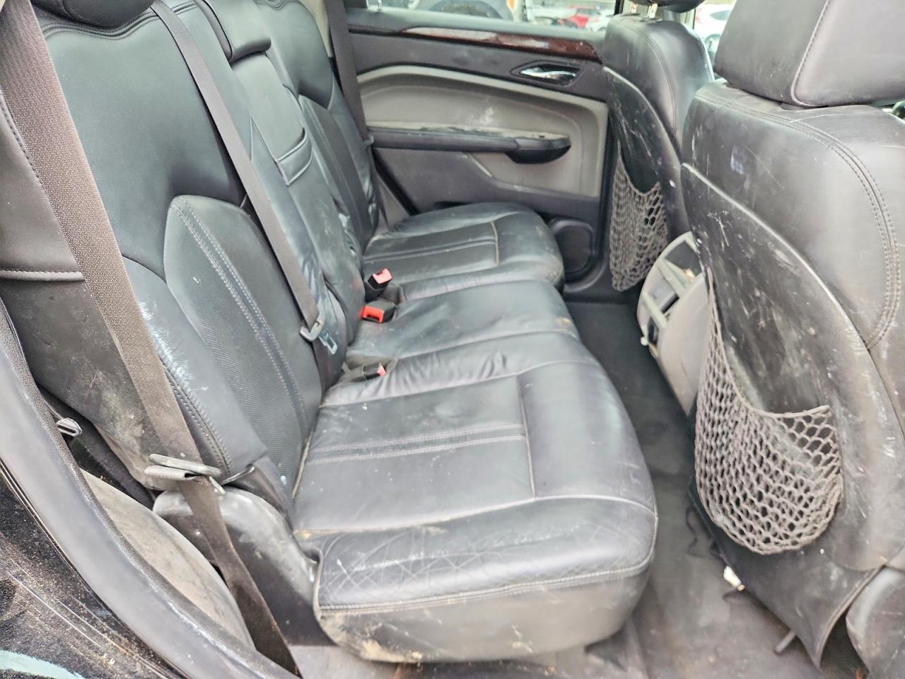 CADILLAC SRX 2010 — 11