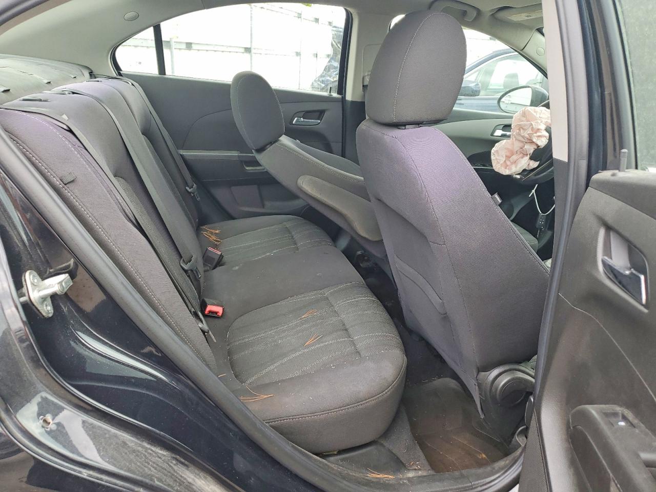 CHEVROLET SONIC 2014 — 11