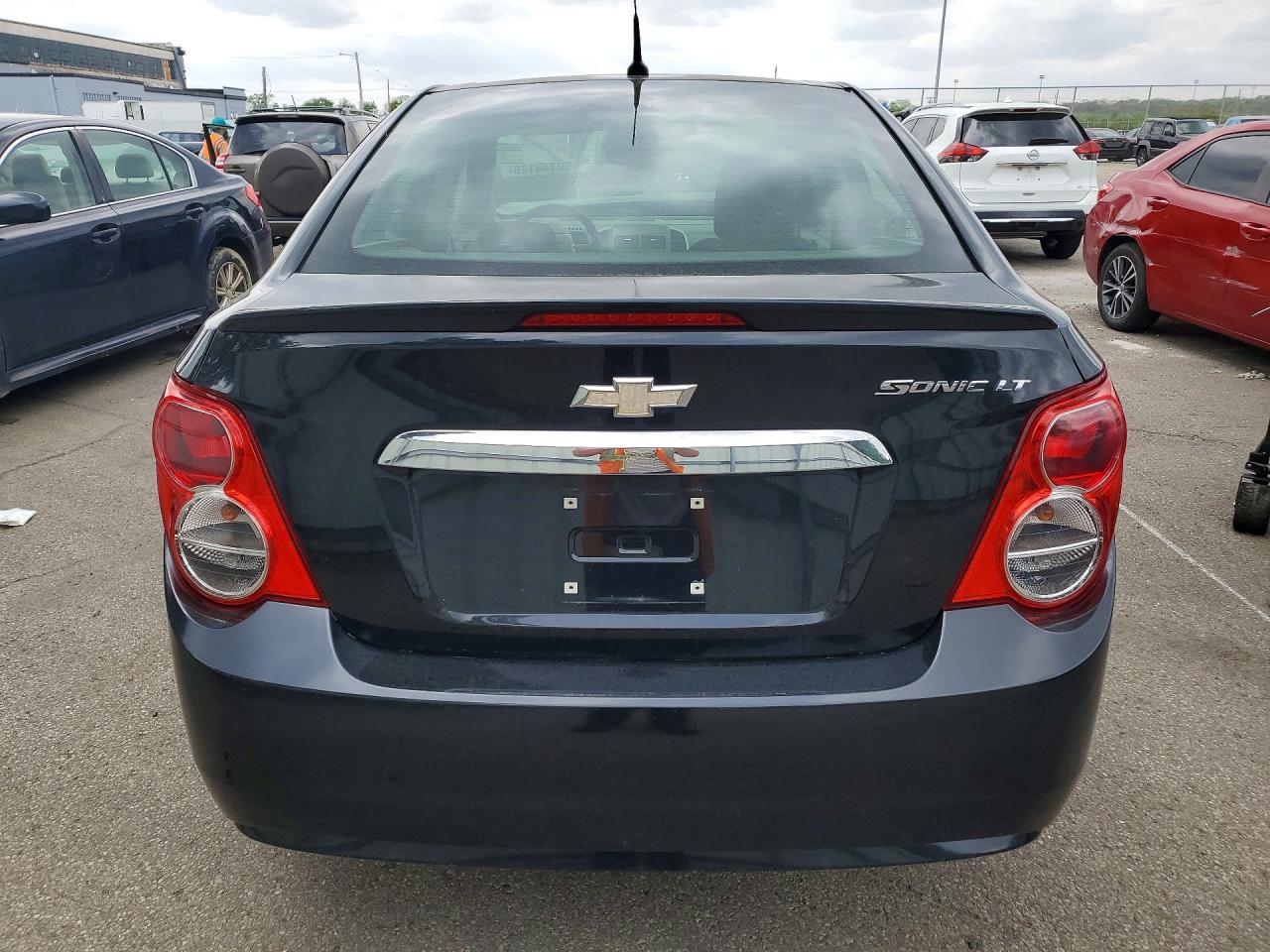 CHEVROLET SONIC 2014 — 7