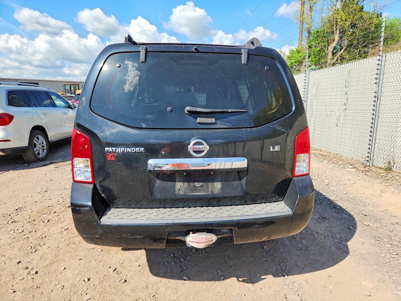 NISSAN PATHFINDER 2008 — 7
