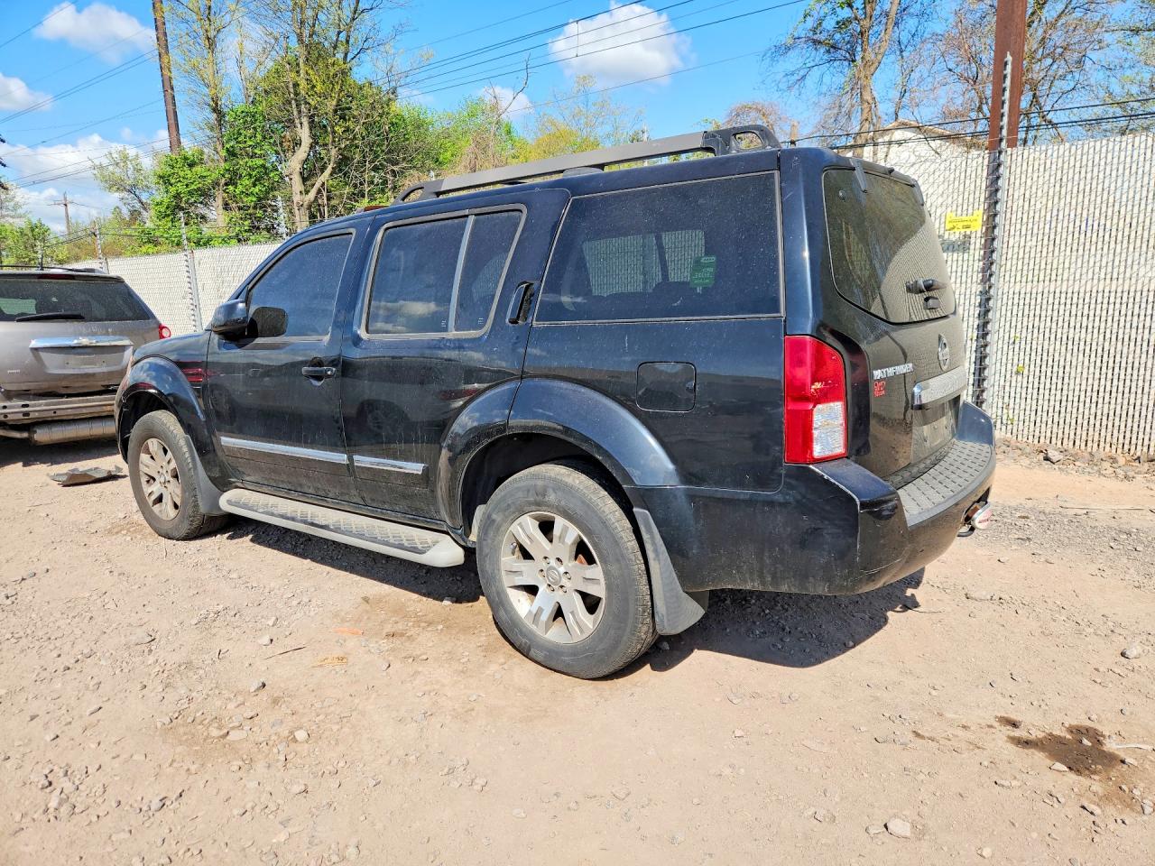 NISSAN PATHFINDER 2008 — 3