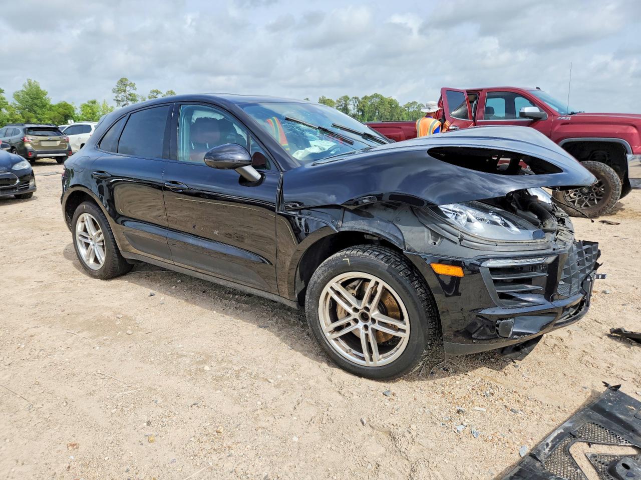 PORSCHE MACAN 2017 — 5
