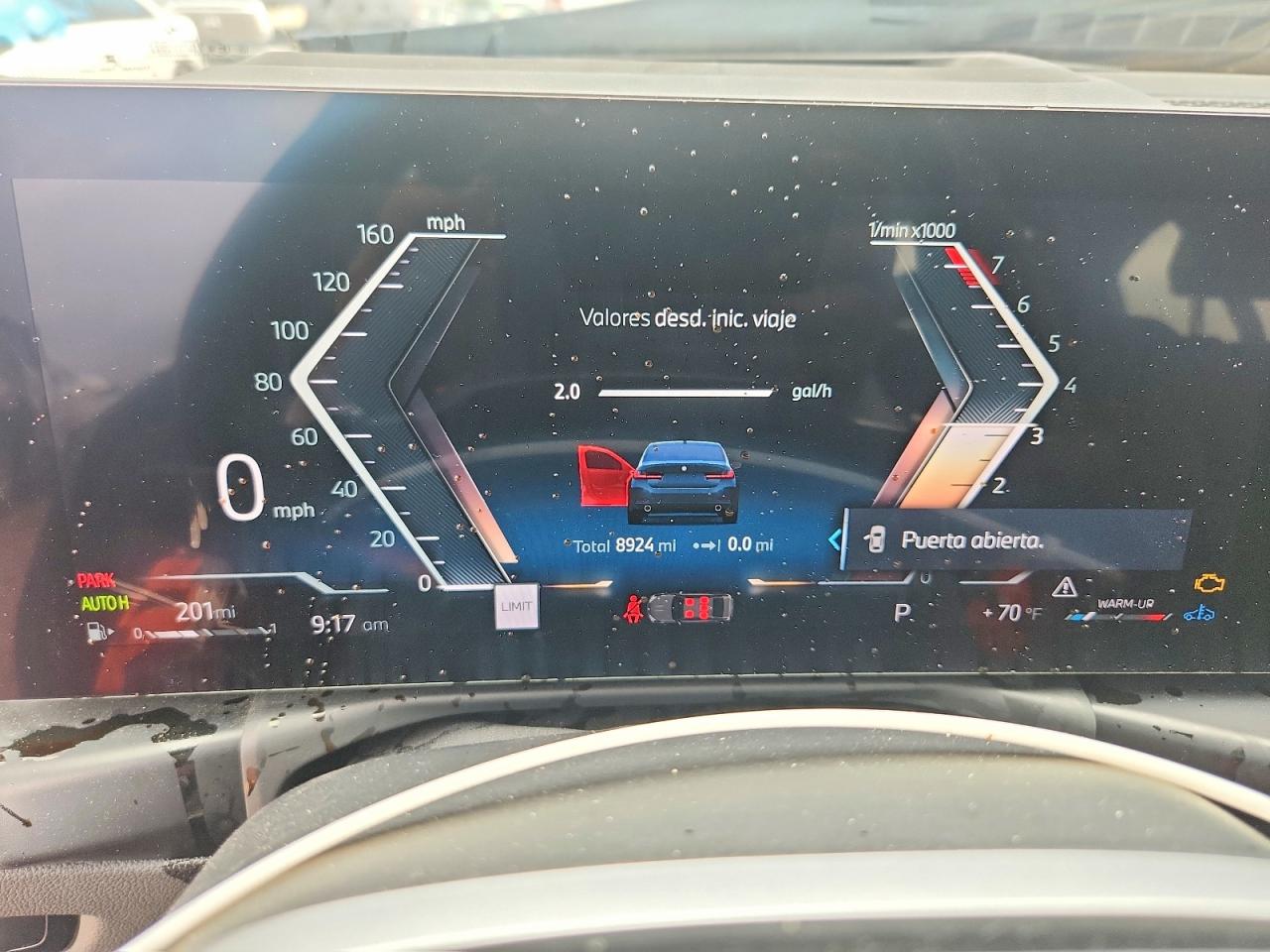 BMW 330XI 2025 — 10