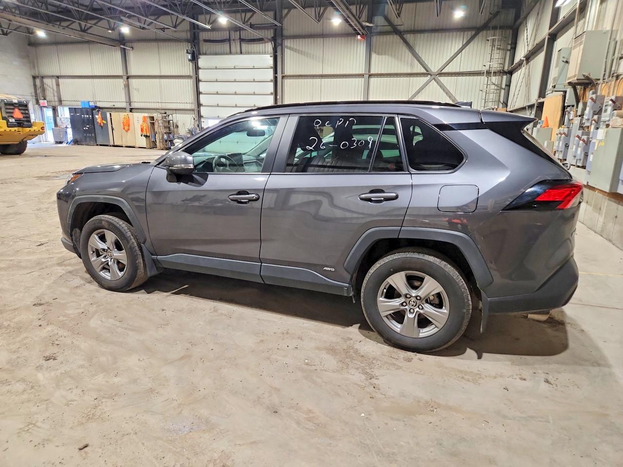 TOYOTA RAV 4 2025 — 3