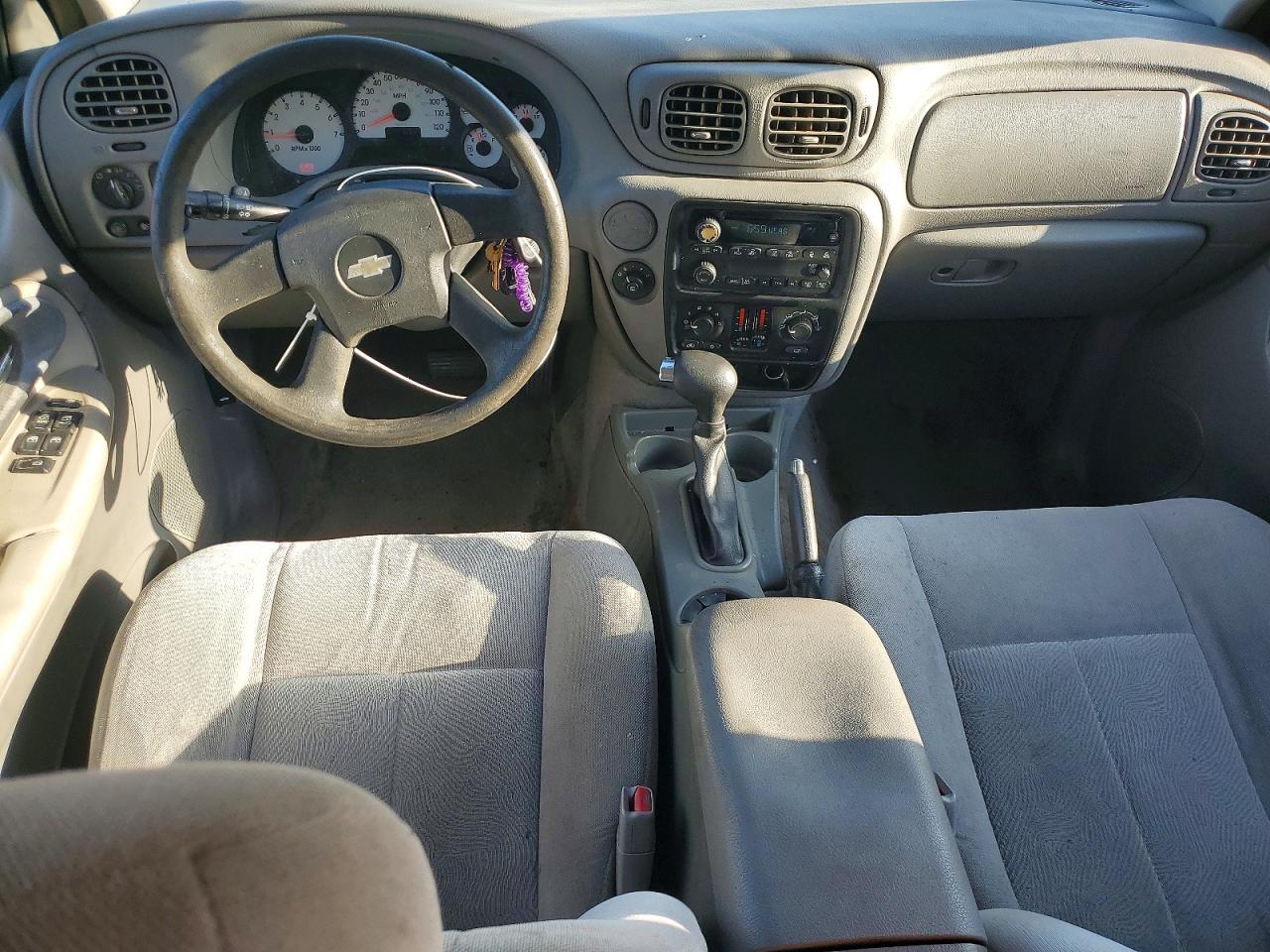 CHEVROLET TRAILBLAZER 2005 — 9