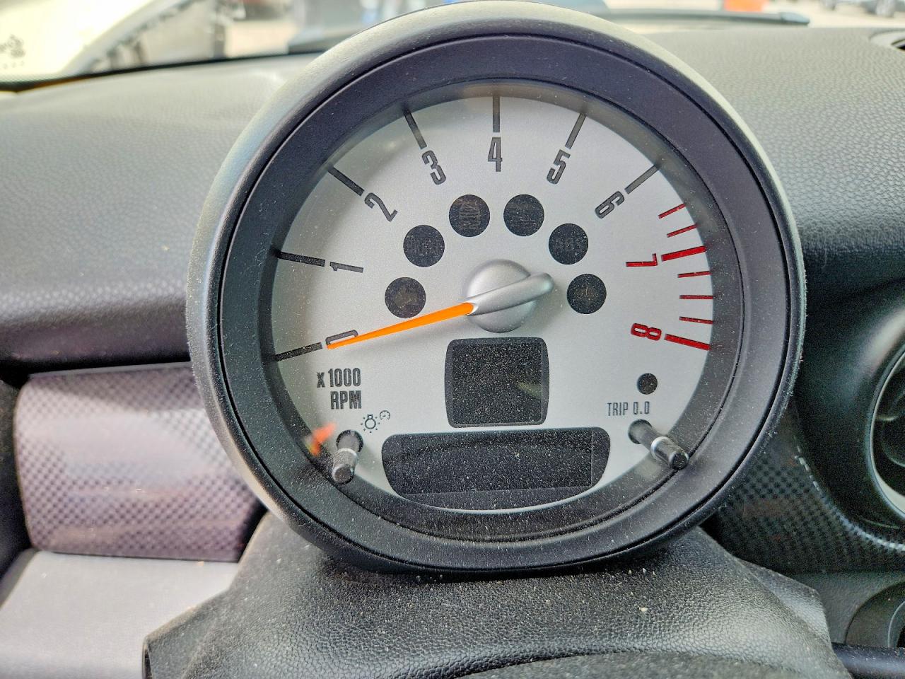 MINI COOPER 2011 — 10