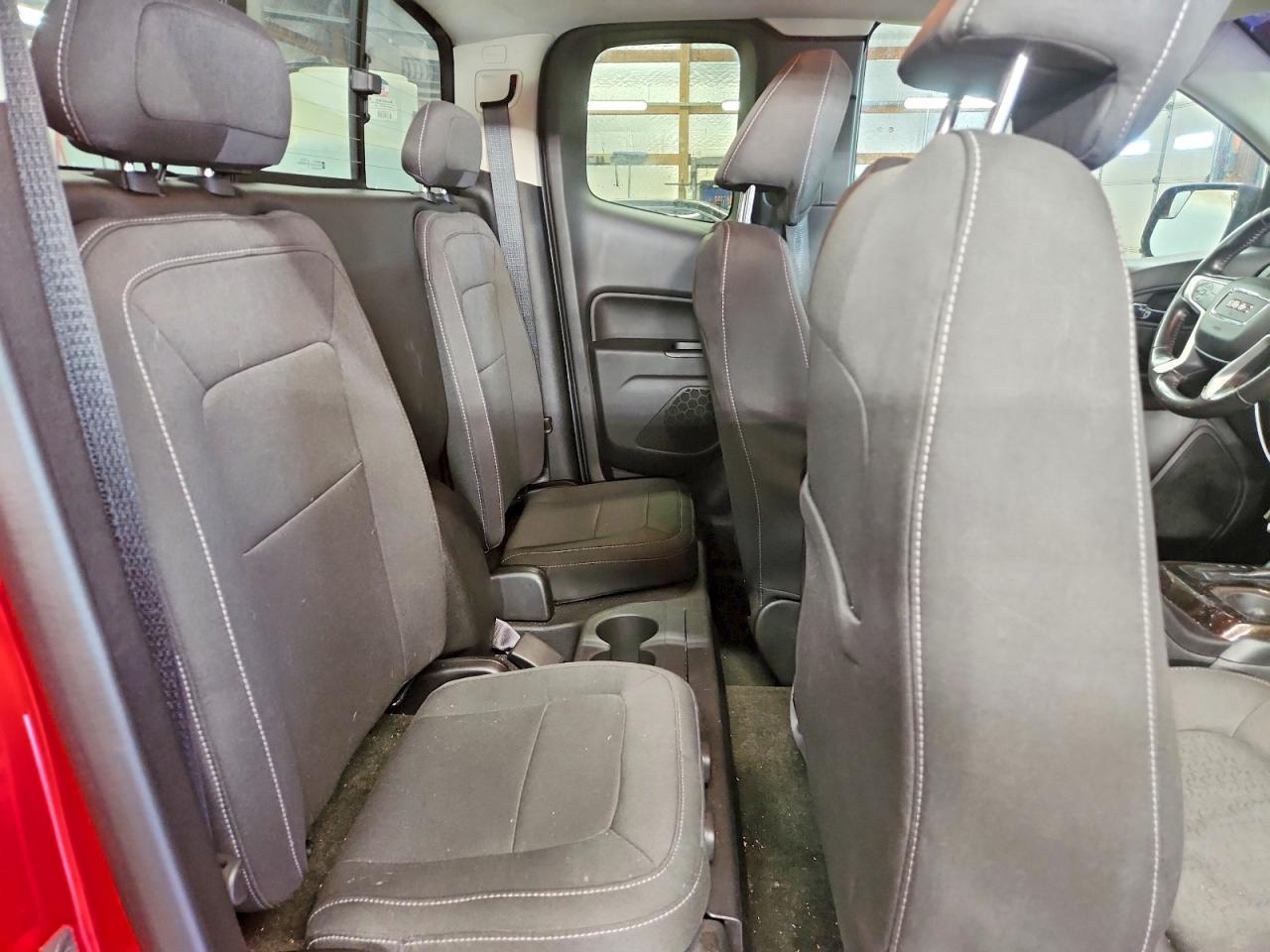 GMC CANYON 2015 — 11