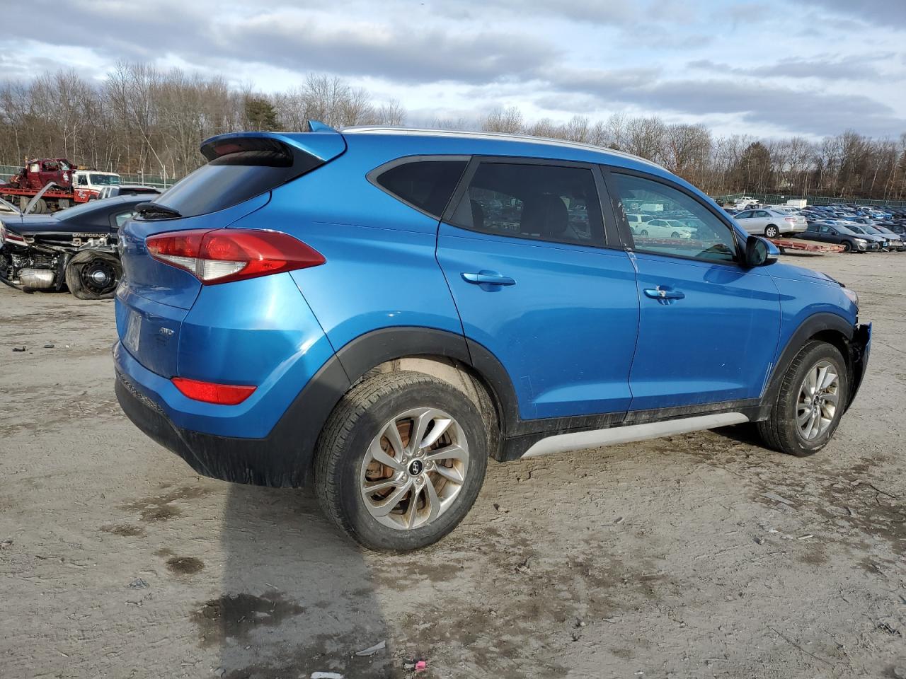 HYUNDAI TUCSON 2017 — 4