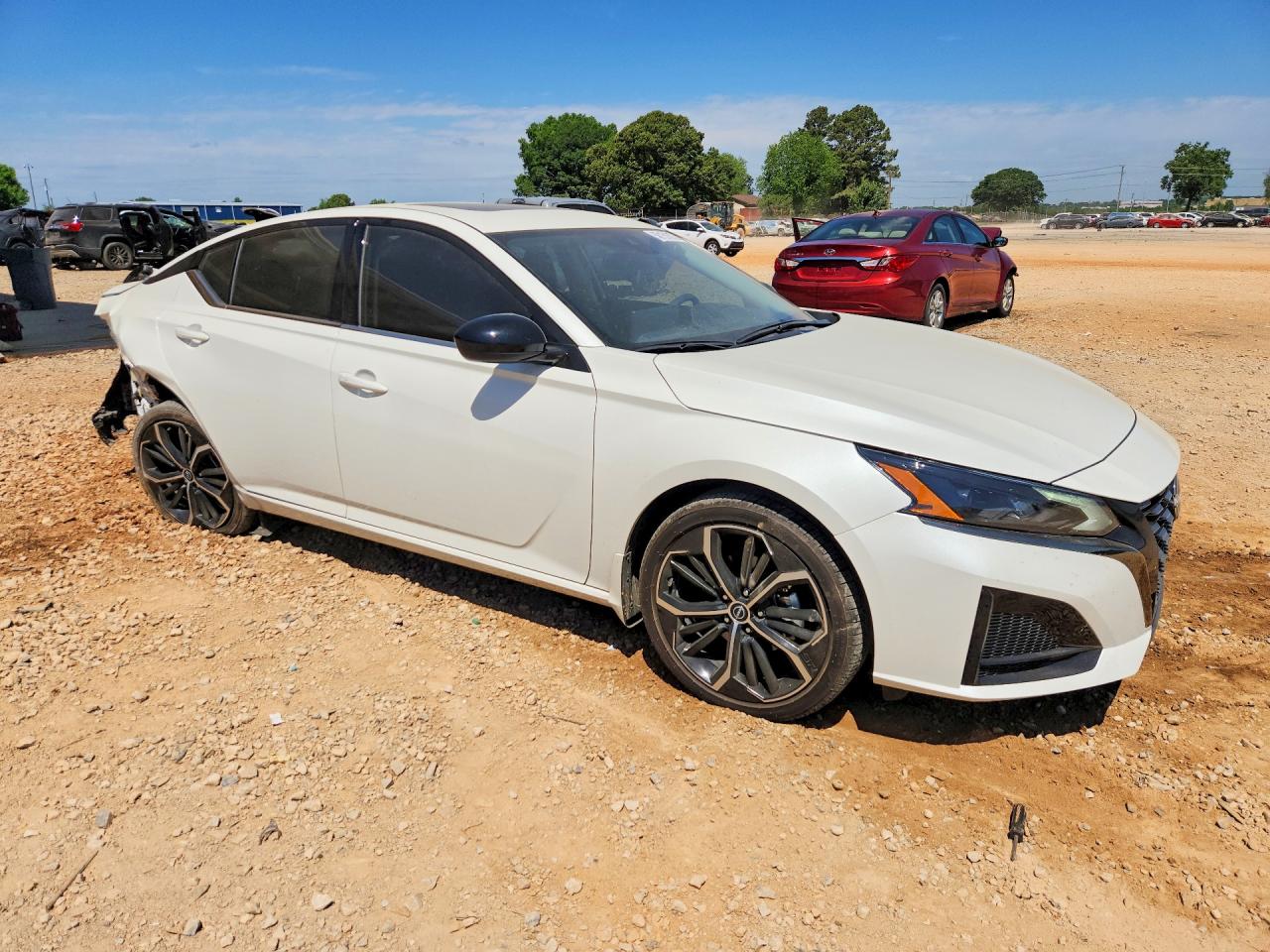 NISSAN ALTIMA 2025 — 5
