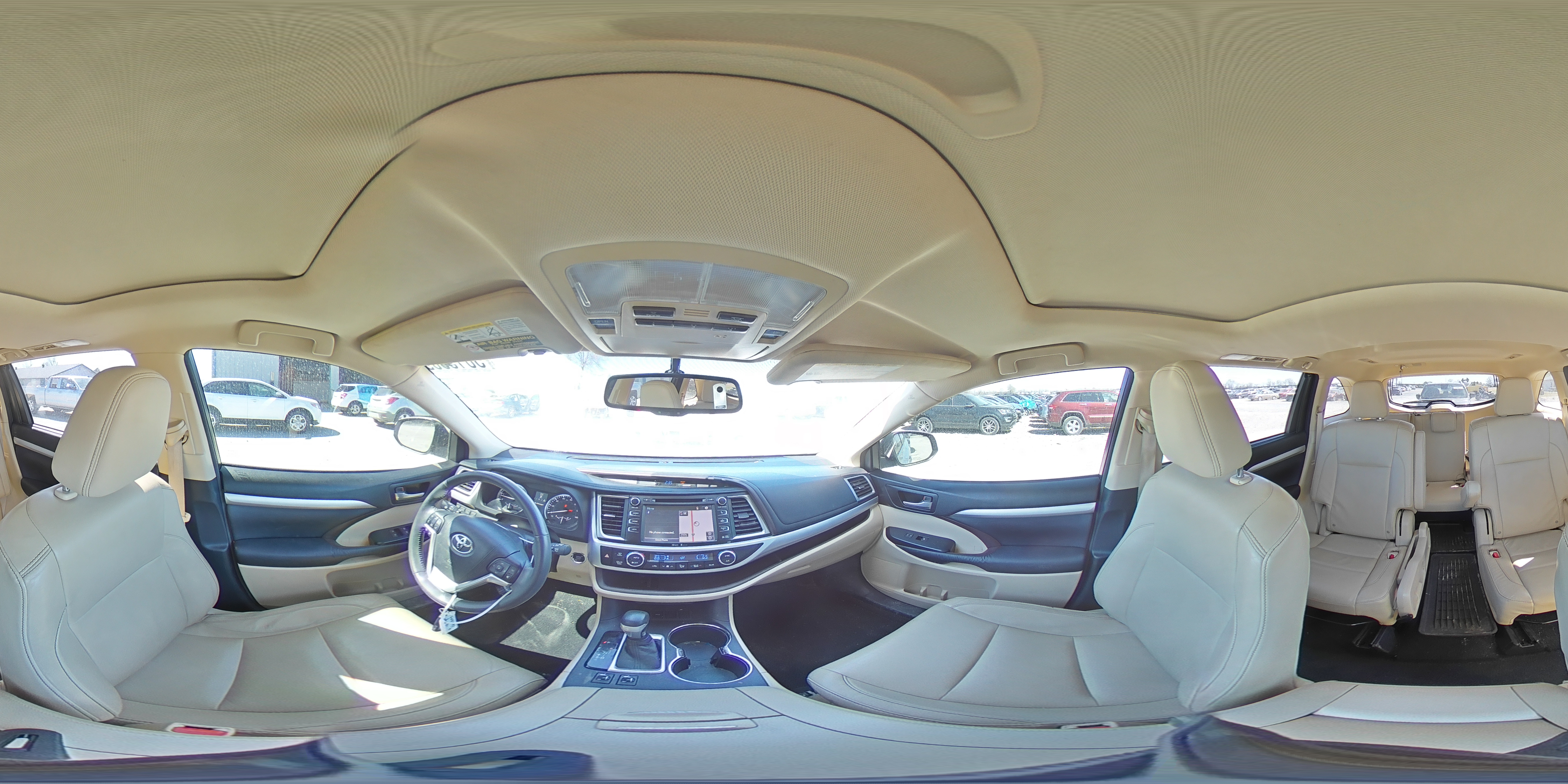TOYOTA HIGHLANDER 2015 — 14