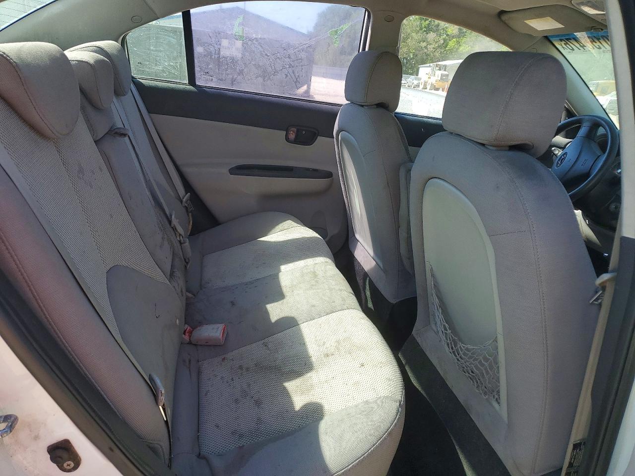HYUNDAI ACCENT 2009 — 11