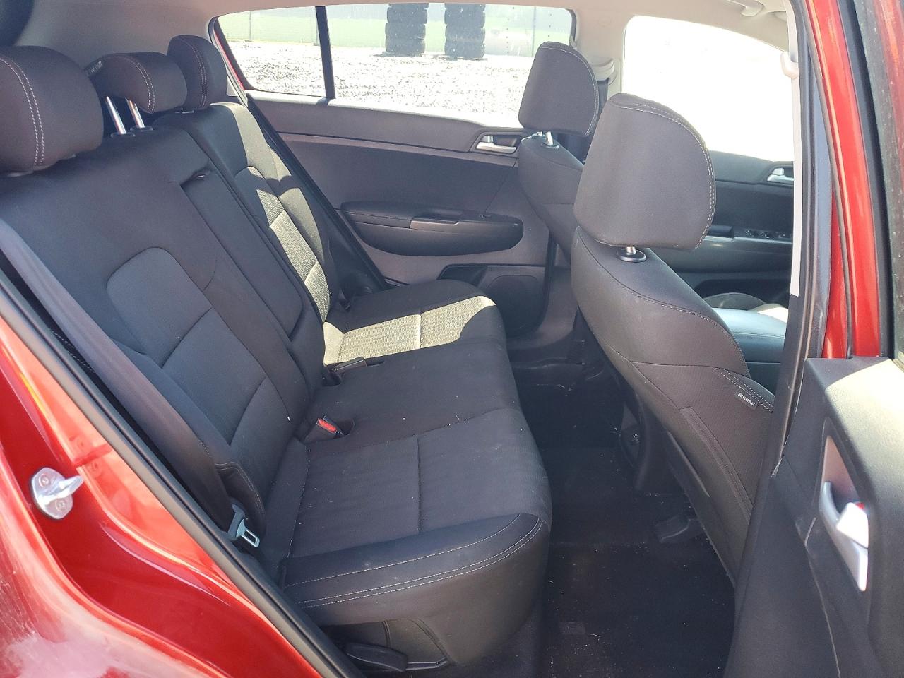 KIA SPORTAGE 2021 — 12