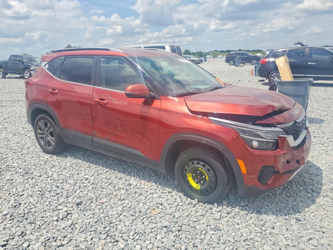 KIA SELTOS 2023 — 5