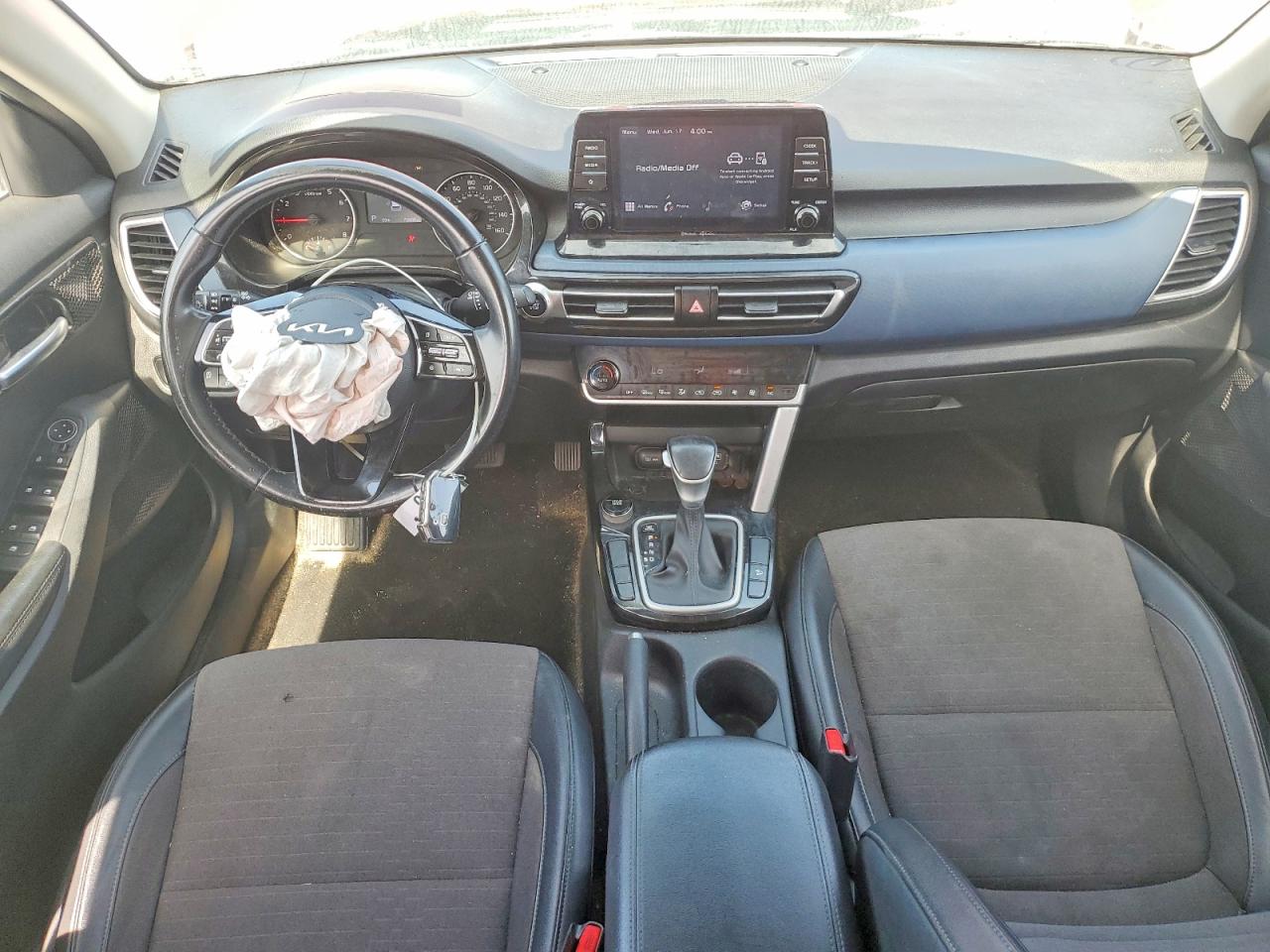 KIA SELTOS 2023 — 9