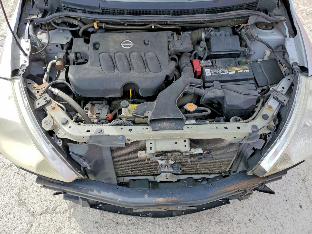 NISSAN VERSA 2011 — 13