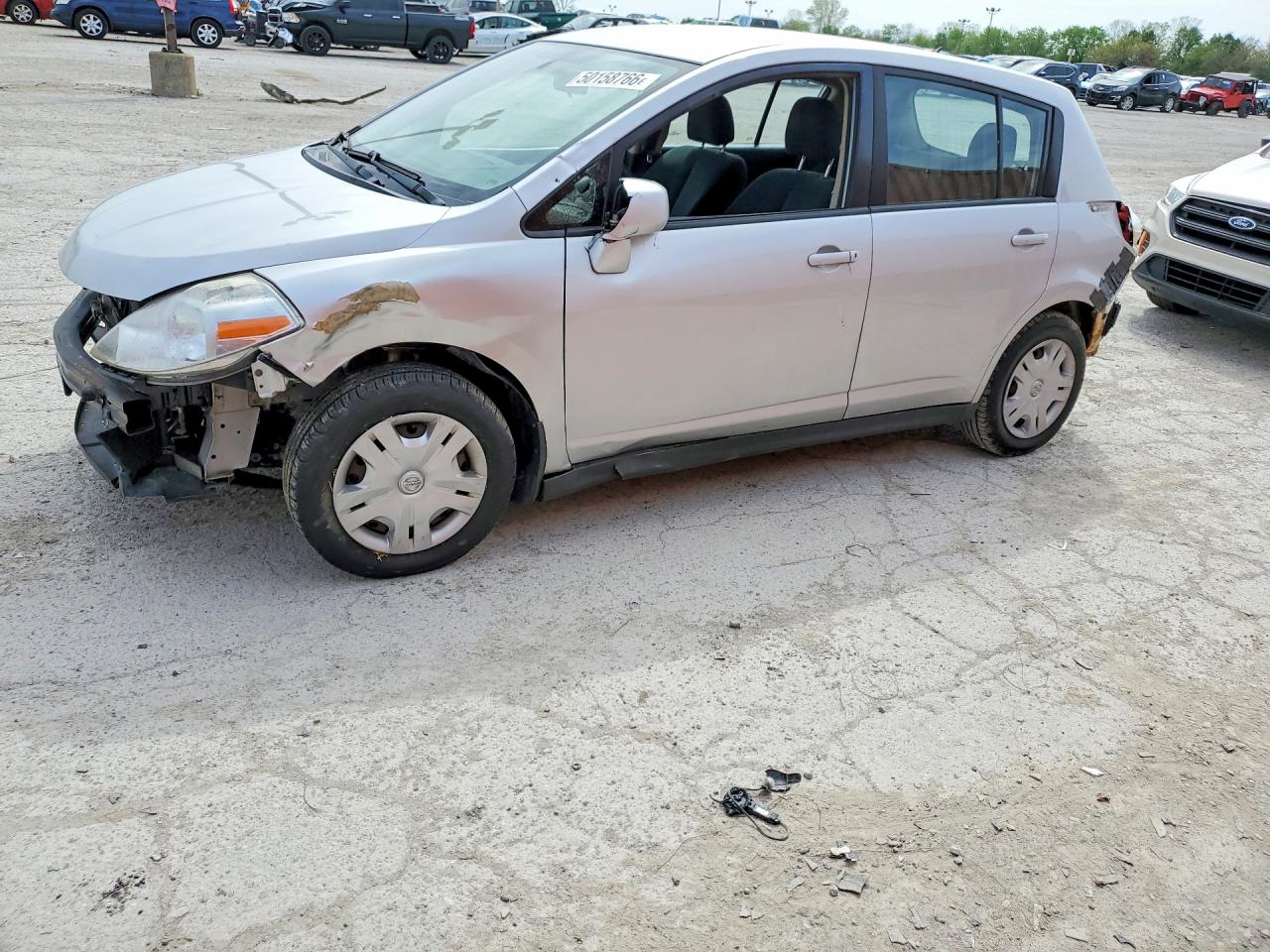 NISSAN VERSA 2011 — 2