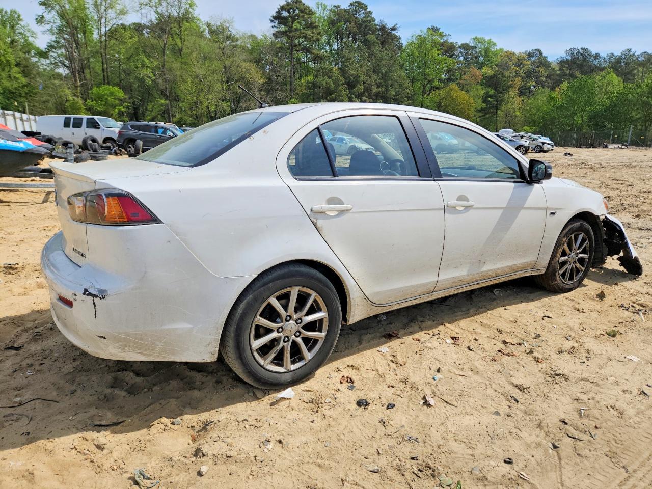MITSUBISHI LANCER 2015 — 4