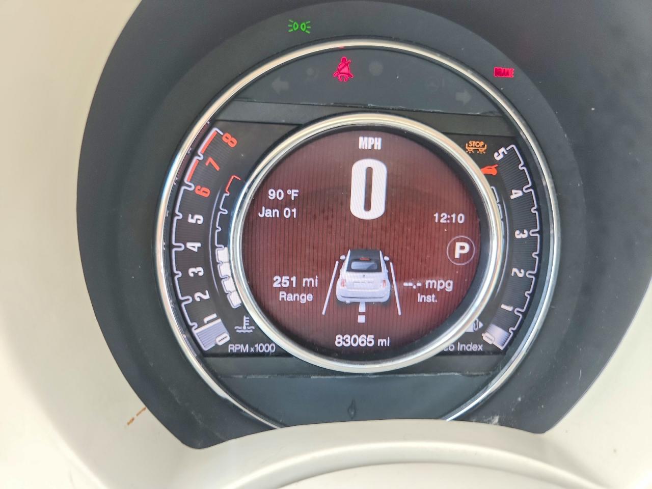 FIAT 500 2015 — 10