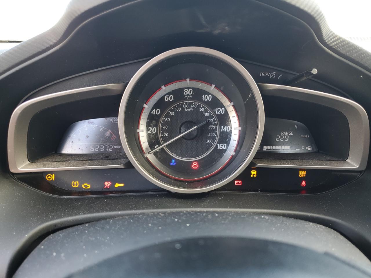 MAZDA 3 2016 — 10
