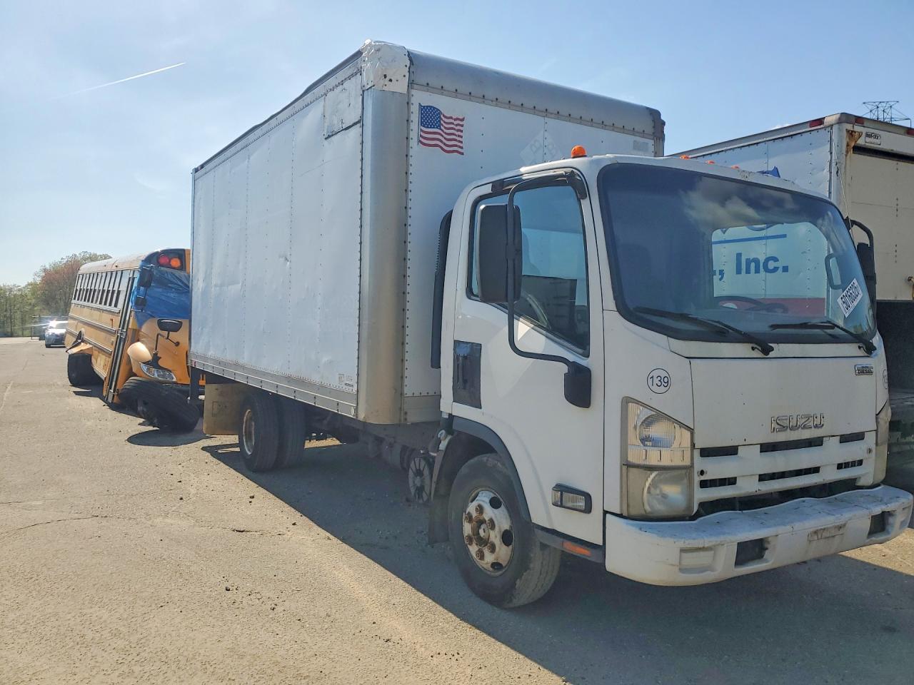 ISUZU NPR 2009 — 5