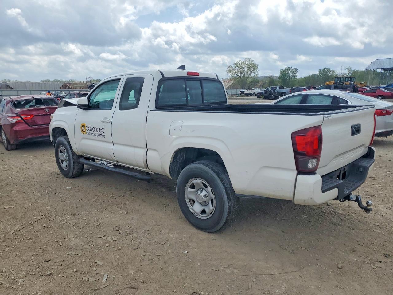 TOYOTA TACOMA 2018 — 3
