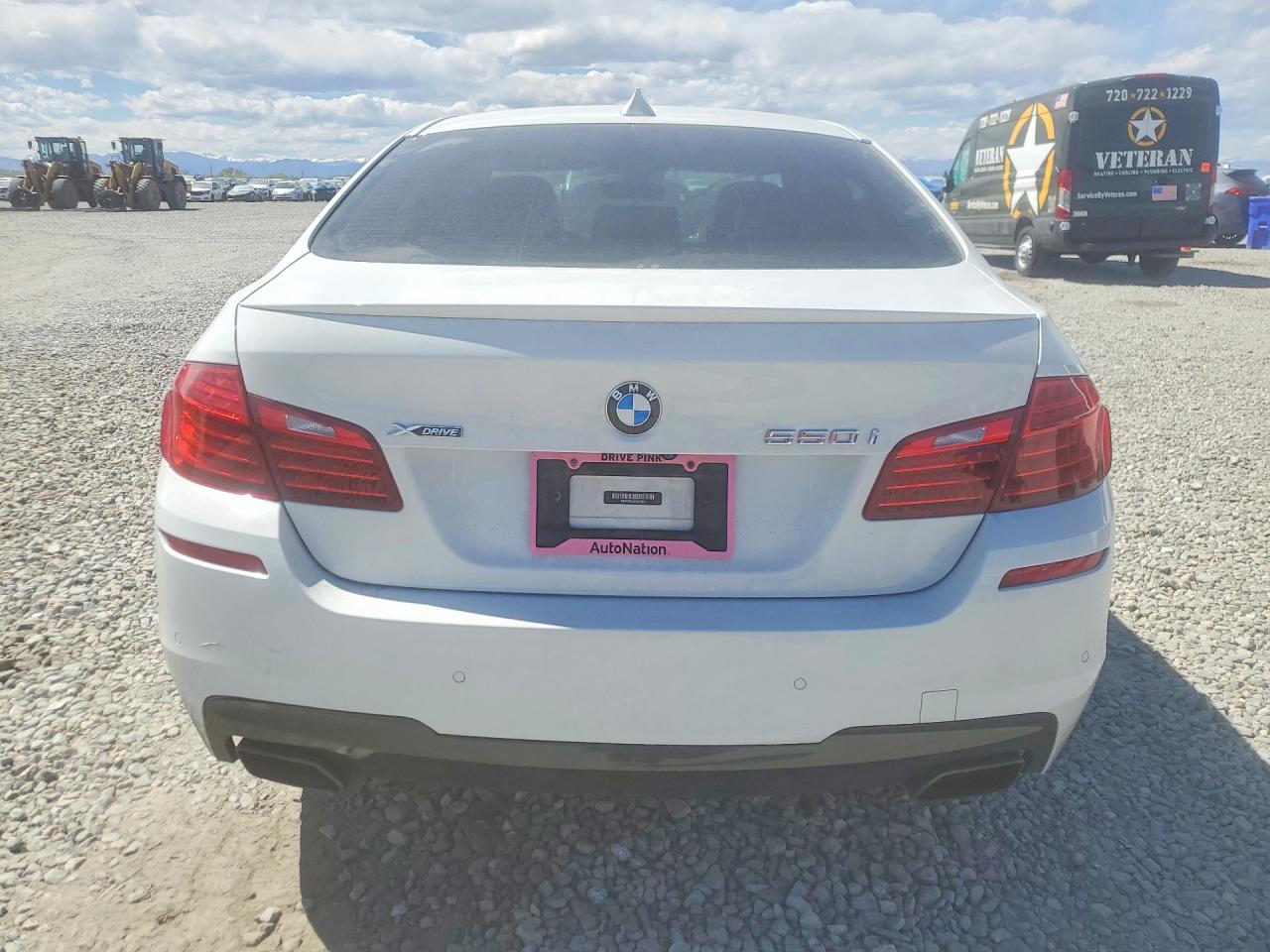 BMW 550 2015 — 7