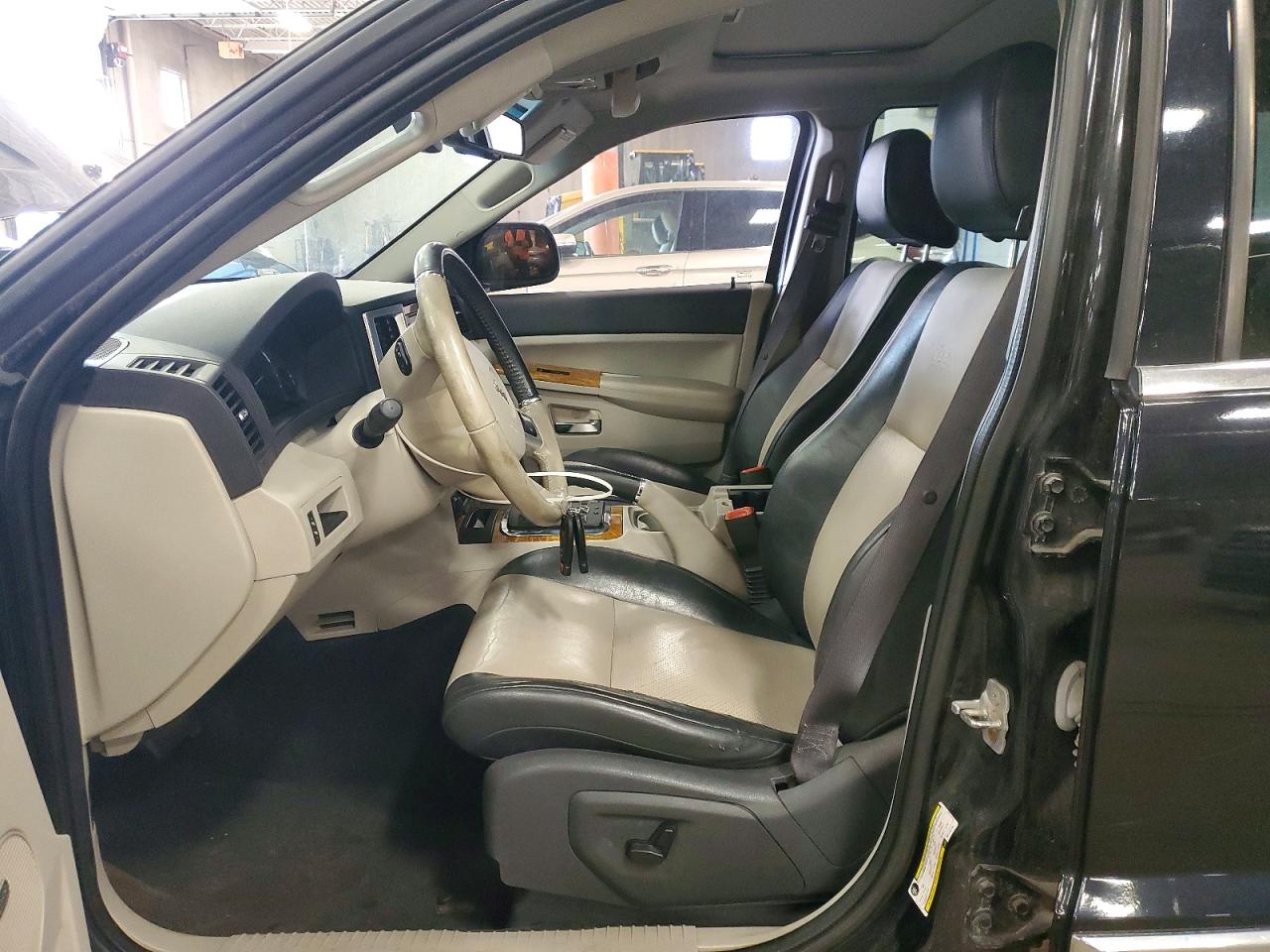 JEEP GRAND CHEROKEE 2008 — 8