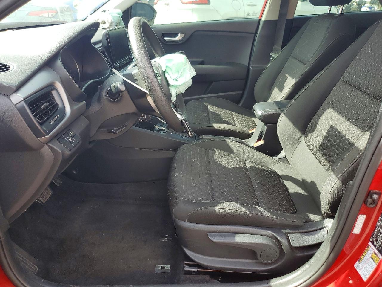 KIA RIO 2021 — 8