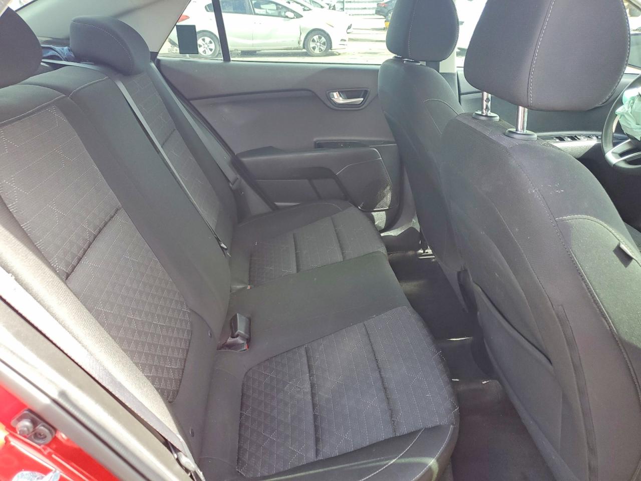 KIA RIO 2021 — 11