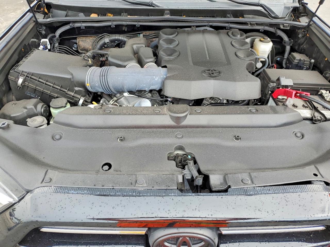 TOYOTA 4RUNNER 2024 — 13