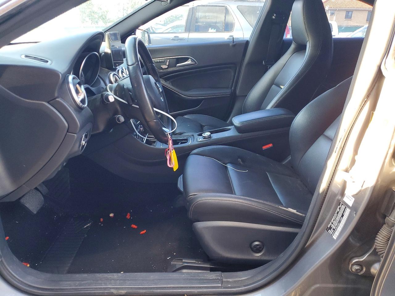MERCEDES-BENZ CLA 2018 — 8