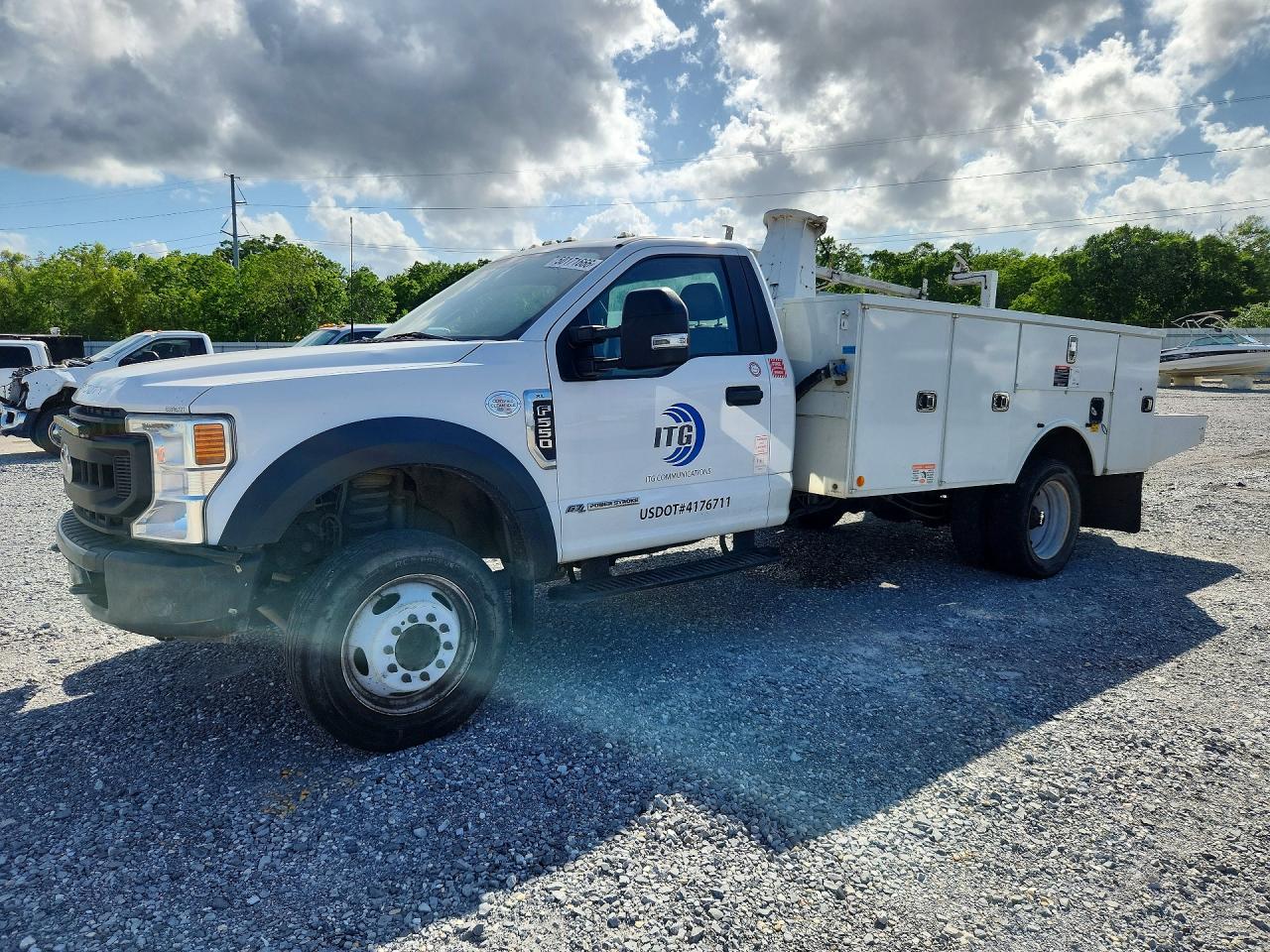 FORD F550 2022 — 2
