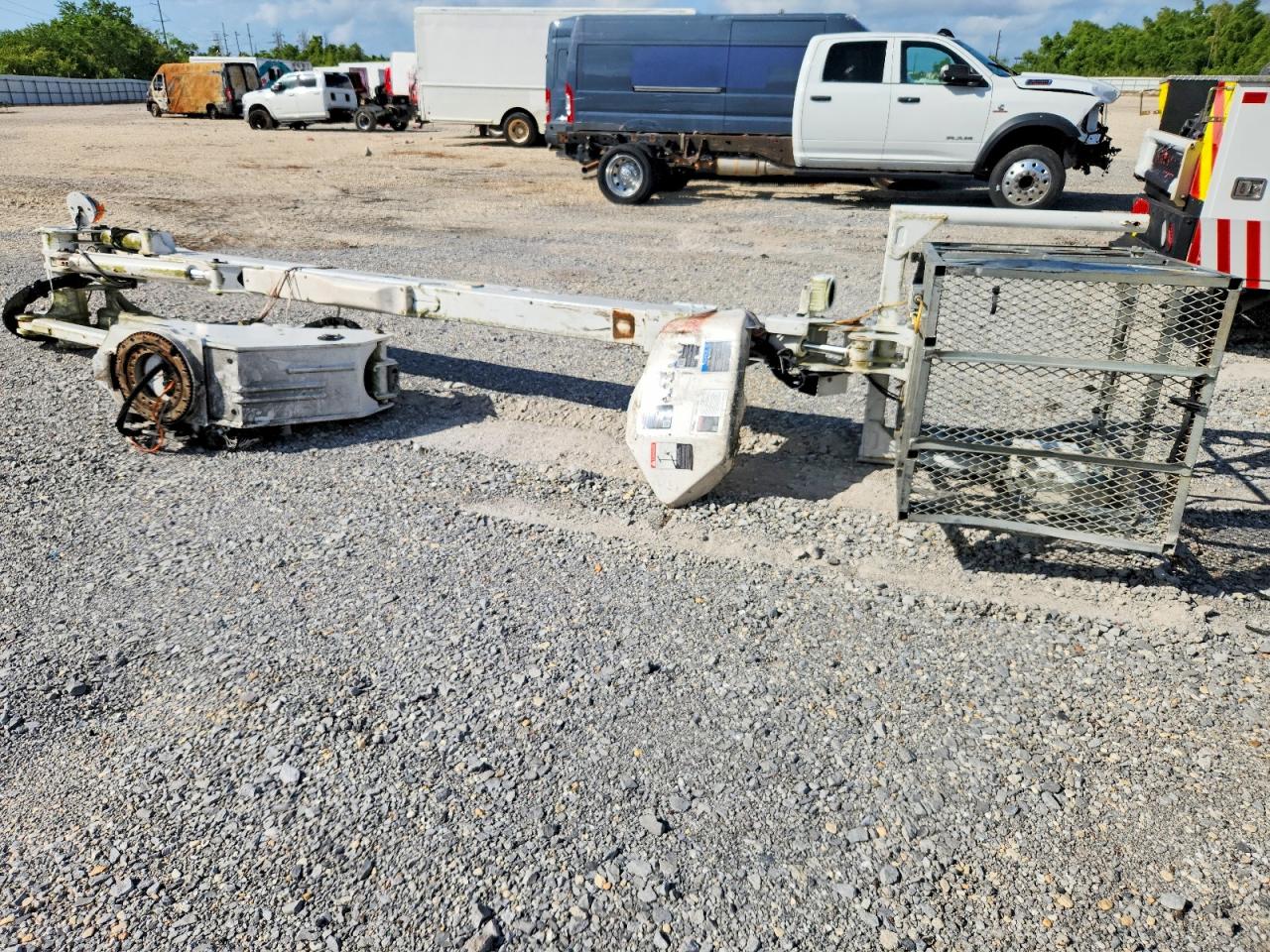 FORD F550 2022 — 14