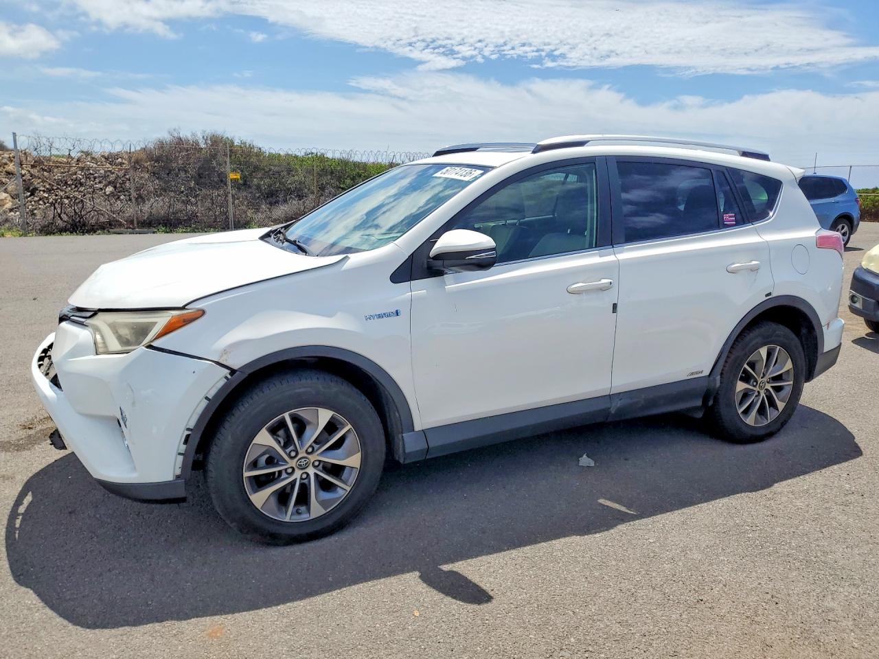 TOYOTA RAV4 HV 2016 — 2