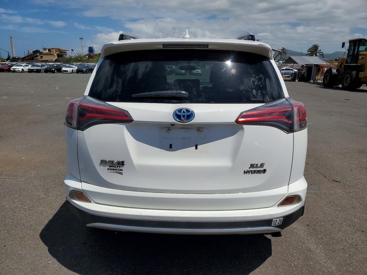 TOYOTA RAV4 HV 2016 — 7