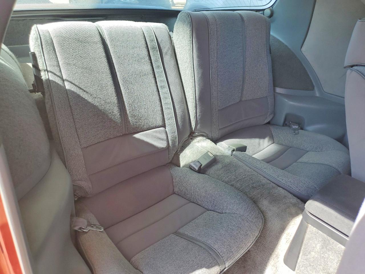 CHEVROLET CAMARO 1988 — 11
