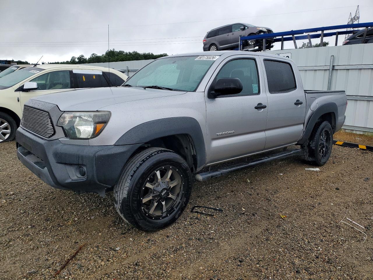 TOYOTA TACOMA 2015 — 2