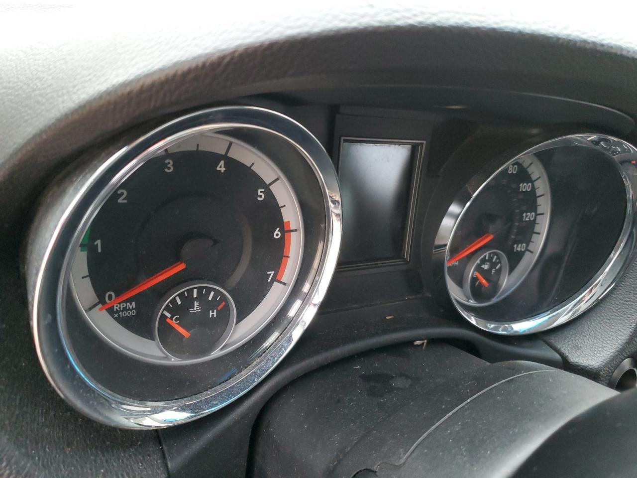 DODGE DURANGO 2011 — 10