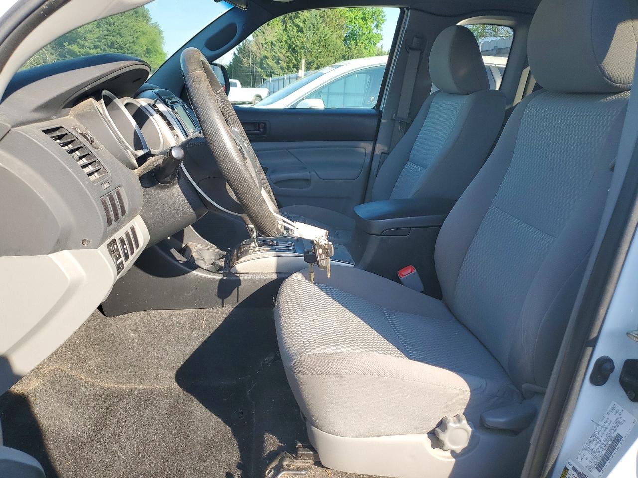 TOYOTA TACOMA 2014 — 8