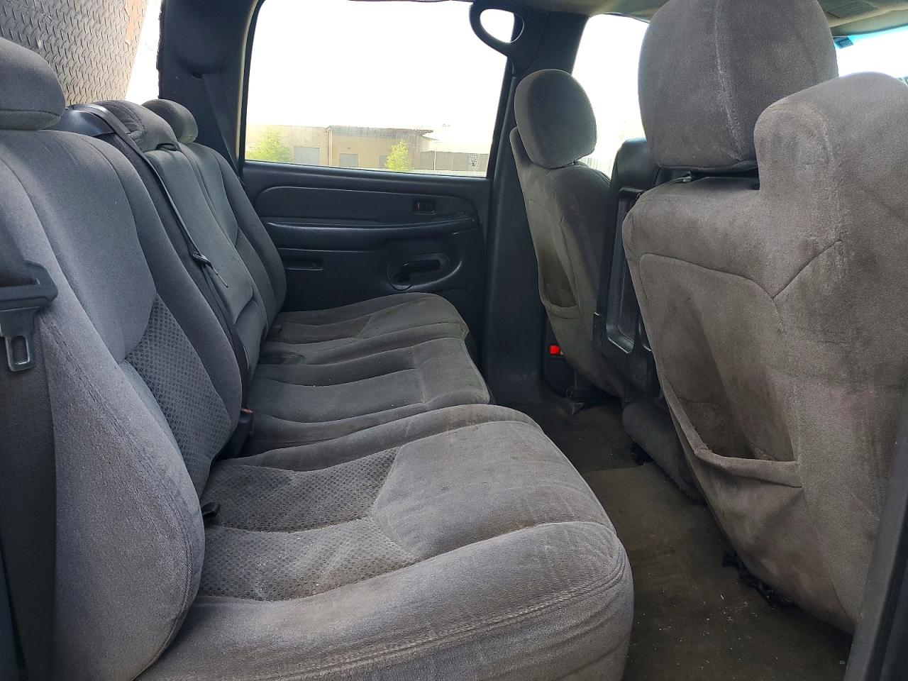 CHEVROLET SILVERADO 2006 — 11
