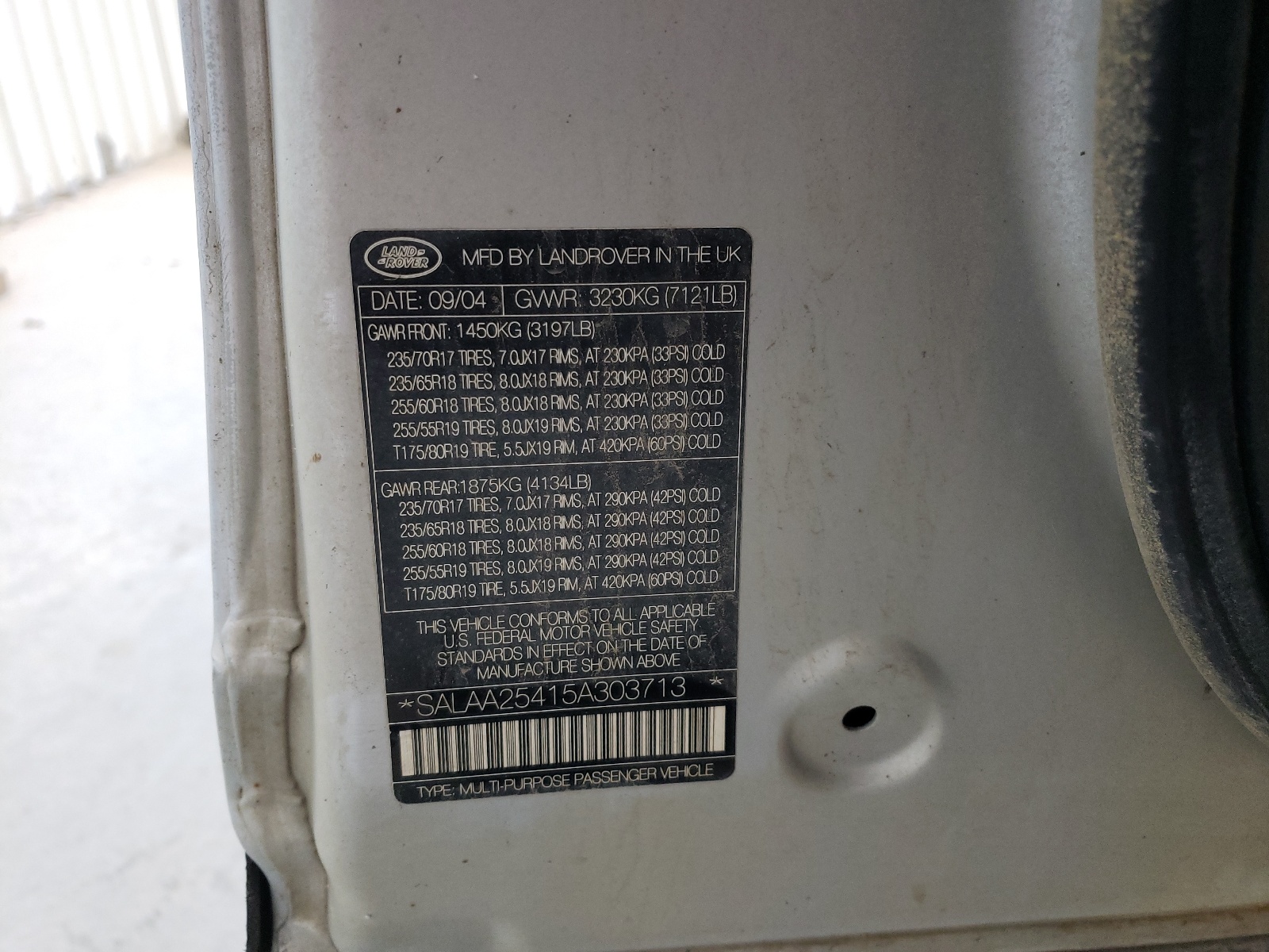 LAND ROVER LR3 2005 — 11