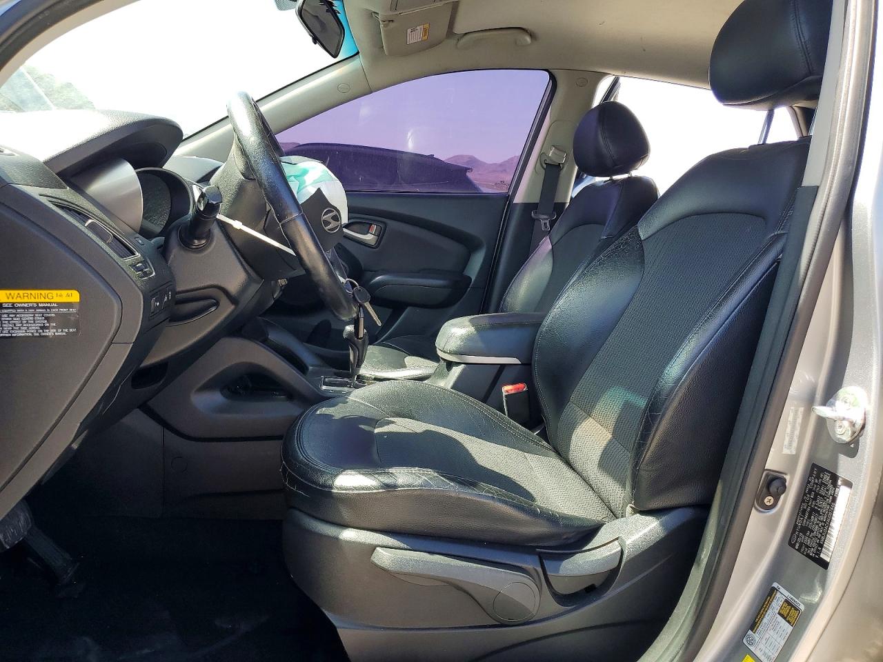 HYUNDAI TUCSON 2010 — 8